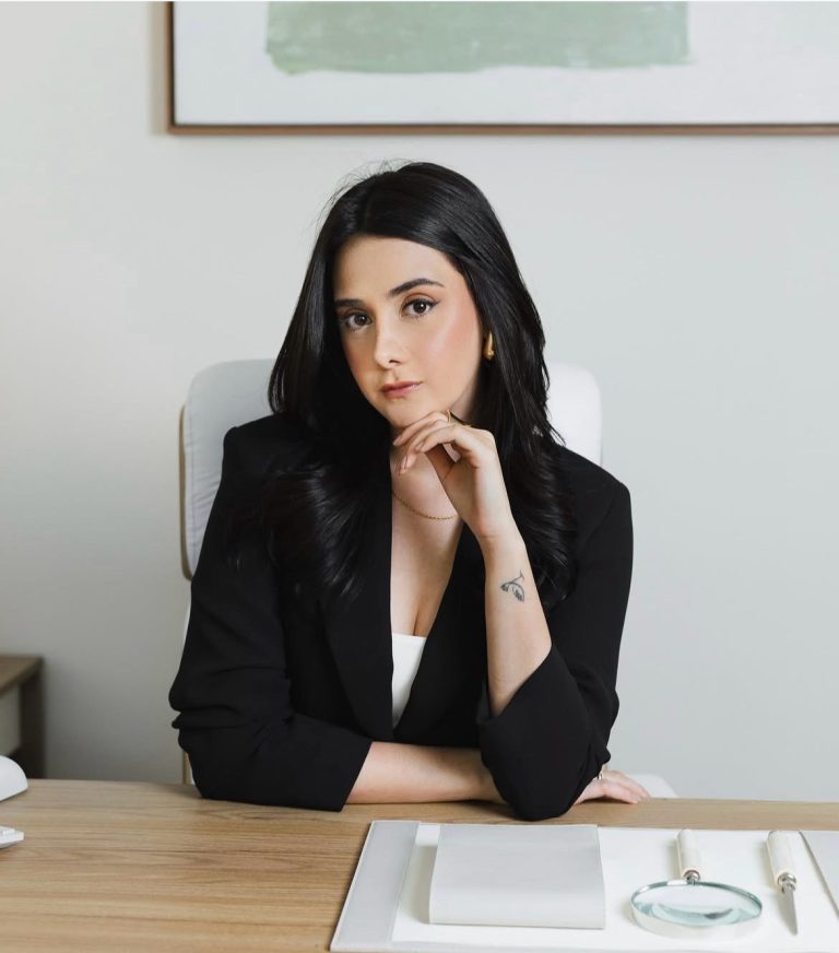 Ana Luiza Oliveira Barros da Cunha